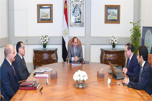  الرئيس عبدالفتاح السيسي خلال الاجتماع