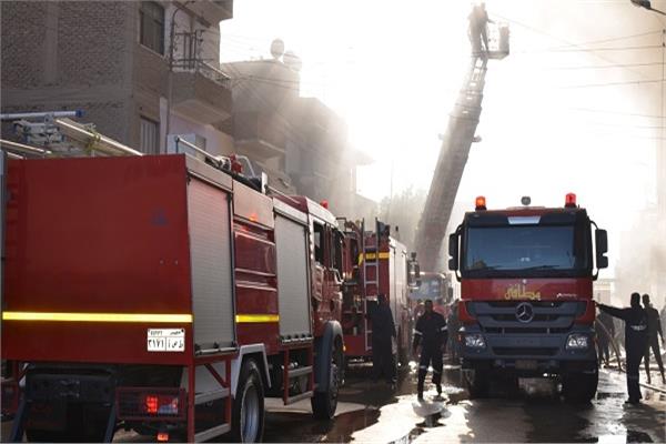 إصابة 28 شخصا في حريق بمصنع «زبادي» في الإسكندرية
