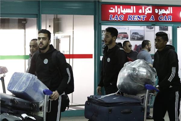 بعثة الإسماعيلي في مطار قرطاج التونسي