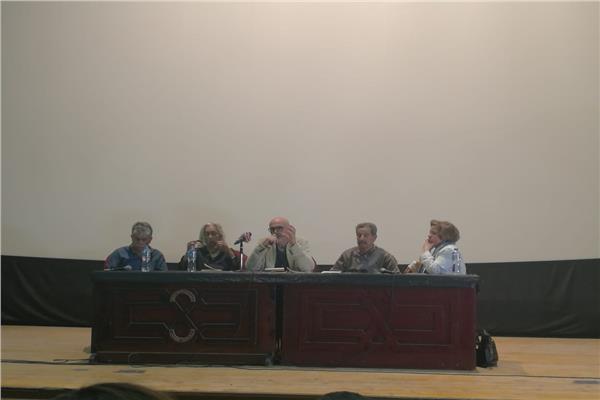 تكريم السينما التونسية بالاقصر الافريقي بحضور محمود حميده