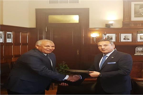 بنك مصر يتوقيع بروتوكول تعاون مع محافظة الوادي الجديد