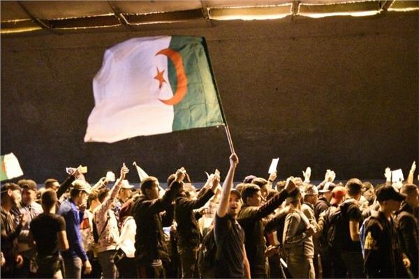 صورة من احتفالات الجزائر باستقالة بوتفليقة