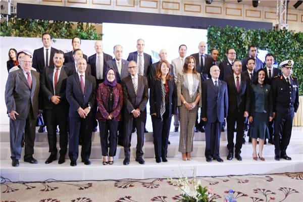 مايا مرسي تشارك في مؤتمر لاطلاق مؤسسة "مصر تستطيع" 