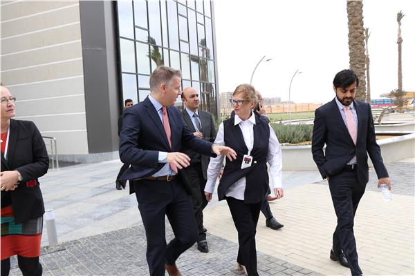  أول زيارة للسفير الكندى جيس داتون  لجامعة كندا مصر بالعاصمة الإدارية