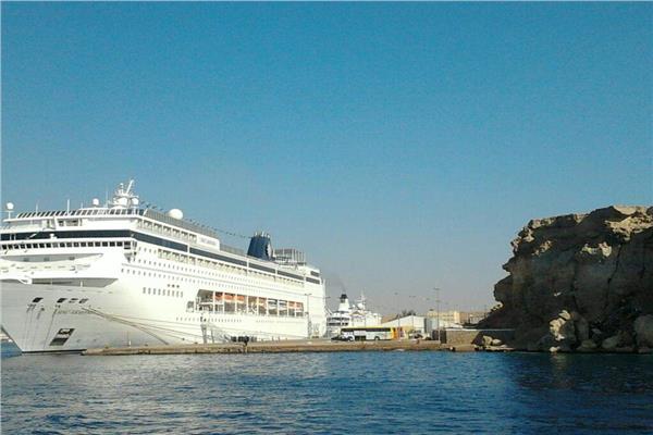 إعادة فتح ميناء شرم الشيخ بعد تحسن الأحوال الجوية