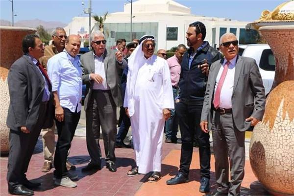 محافظ جنوب سيناء ومستثمر اماراتي يتفقدا مدينة شرم الشيخ لبحث تطويرها 