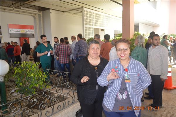 لجنة الاستفتاء في معهد ناصر
