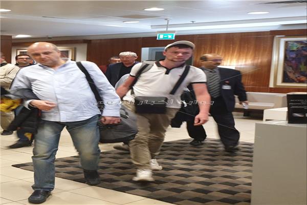 الوفد الروسي يغادر مطار القاهرة الدولي بعد التفتيش بالغردقة وشرم الشيخ 