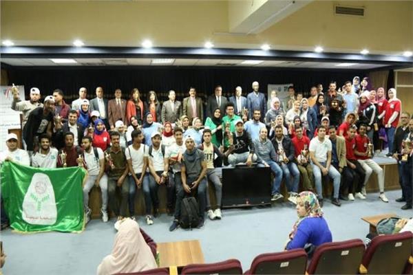 المركز الأول لجامعة الإسكندرية في ختام مهرجان الأنشطة الطلابية