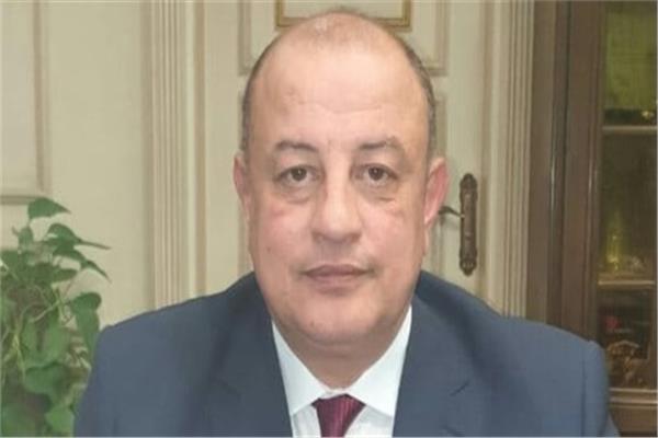 الطيار وائل النشار رئيس الشركة المصرية للمطارات