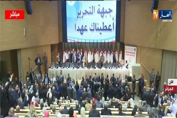 اجتماع «جبهة التحرير الوطني» بالجزائر لاختيار الأمين العام