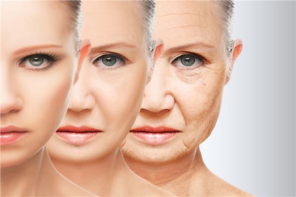 نكشف الأسرار السبعة لحماية البشرة من الشيخوخة