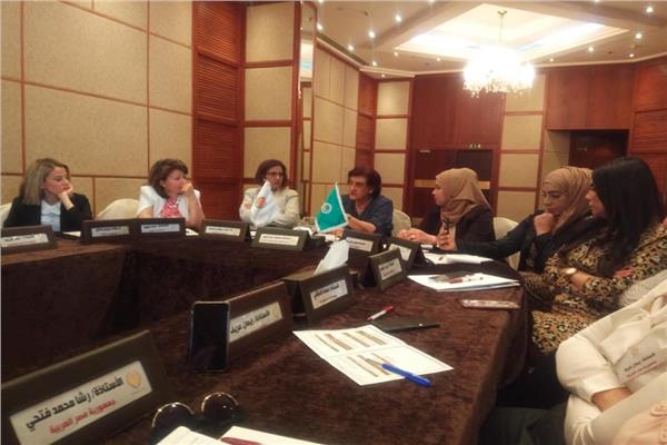 الدورة التثقيفية لمنظمة المرأة العربية