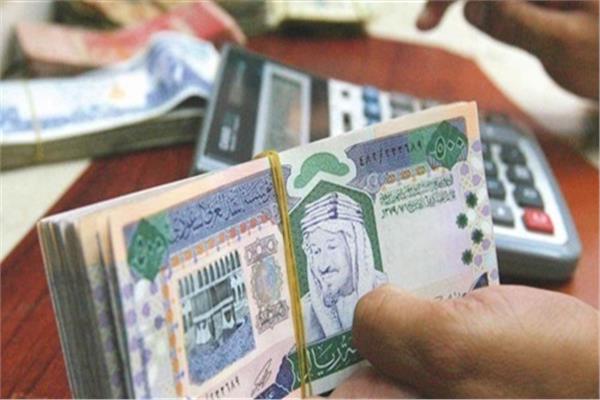 استقرار سعر الريال السعودي أمام الجنيه المصري في وقفة عيد الفطر-أرشيفية
