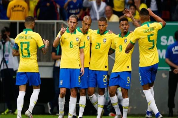 فرحة لاعبي منتخب البرازيل بالفوز
