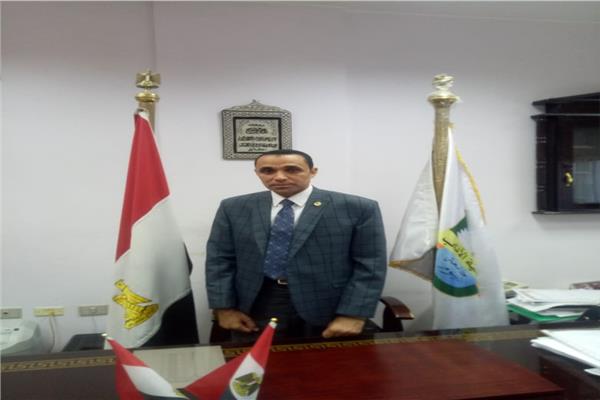 أحمد محمد عبد السلام عميد كلية الآداب جامعة الفيوم