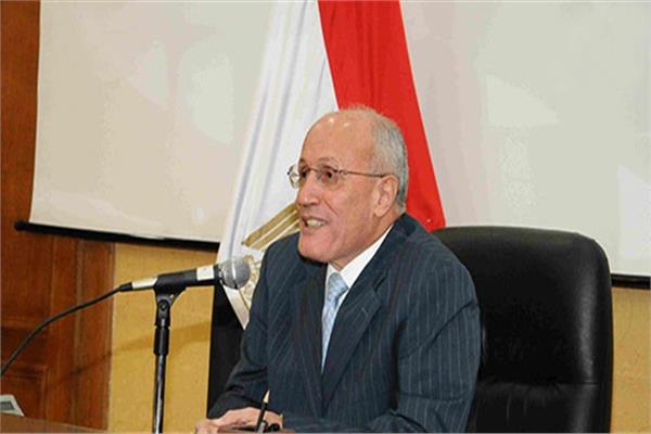 محمد العصار وزير الدولة للإنتاج الحربى