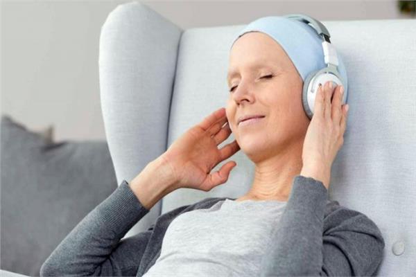 الموسيقى  تخفف آلام مرضى السرطان وتحد من فقدان الشهية وصعوبة التركيز