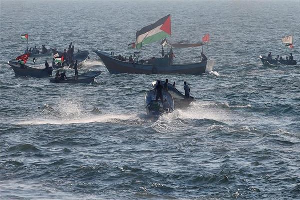 الجيش الإسرائيلي يفتح بحر غزة جزئيا أمام الصيادين الفلسطينيين