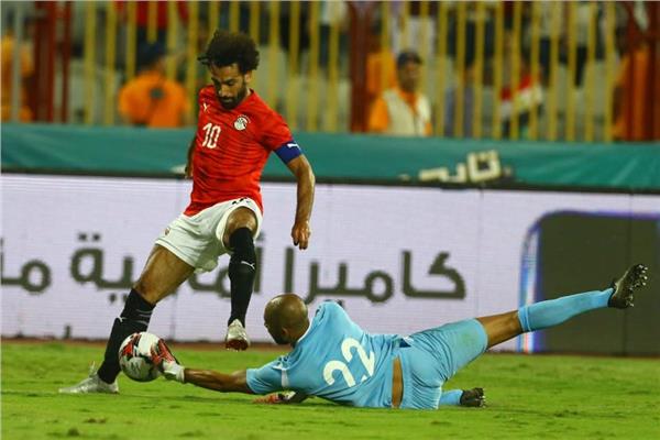 محمد صلاح في لقطة من مباراة مصر غينيا الودية