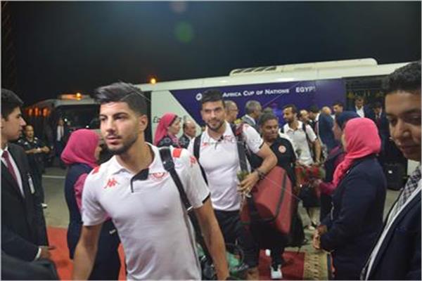  وصول نسور قرطاج مطار القاهرة استعداداً لبطولة كأس الأمم الأفريقية