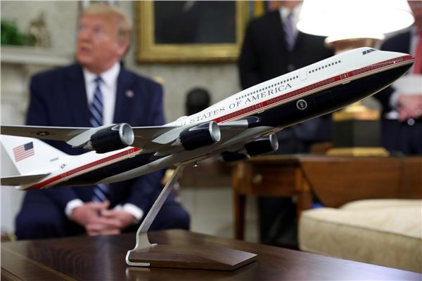  ترامب يعرض نسخة محدثة عن الطائرة الرئاسية الأمريكية
