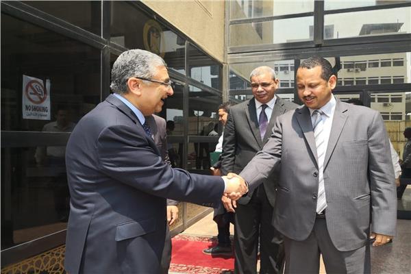 مصر والسودان يبحثان استكمال  الربط الكهربائي بين البلدين 