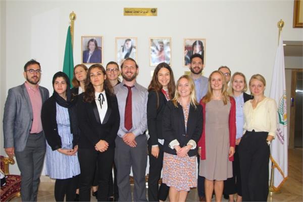 المرأة العربية تستقبل وفداً من القيادات الشبابية الأوروبية والأمريكية والكندية