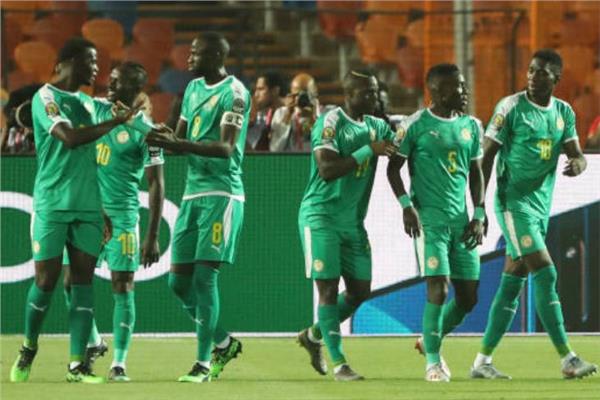 فرحة لاعبي السنغال بالفوز