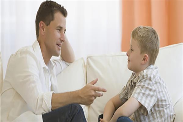 دراسة: الحوار بين الأبناء والآباء يساعد على تفادي الصدمات 