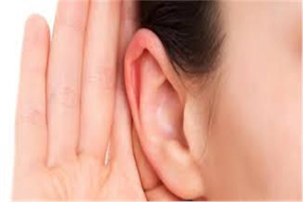 علاج ضعف وفقدان السمع - أرشيفية