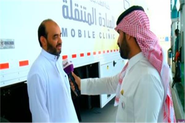 طبيب سعودى يقود شاحنة طبية إلى مكة لخدمة 30 ألف حاج