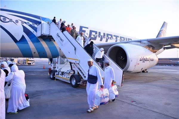 مصر للطيران تكثف رحلاتها غدا لبدء عودة حجاج القرعة والتضامن