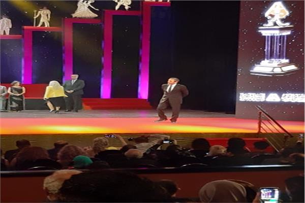 احمد عبد العزيز: بذلنا جهدا كبيرا من اجل المهرجان القومي.. والمسرح هو الحل لمشاكلنا