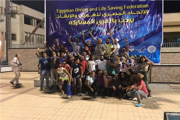 «الغابة» بطل القاهرة الصيفية للسباحة بالزعانف