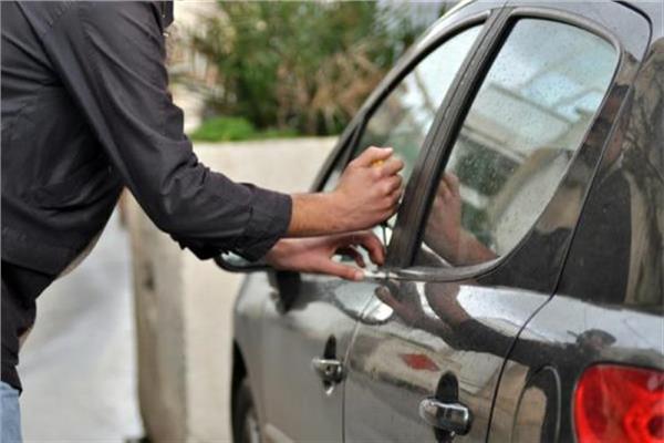 المتهمين بسرقة سيارات بالقليوبية:«بنقطعها ونبعها قطع غيار»