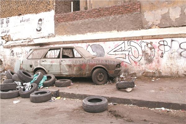 السيارات الخردة قنبلة موقوتة في شوارع مصر - تصوير علاء محمد علي