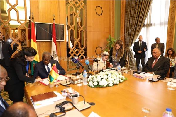 مصر توقع على مذكرة تفاهم مع غينيا 