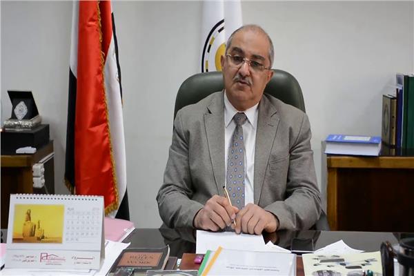 طارق الجمال رئيس جامعة أسيوط 