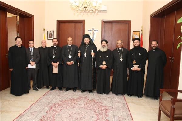 لجنة الرعاة بمجلس كنائس مصر تهنئ الأنبا باخوم علي سيامته الأسقفية