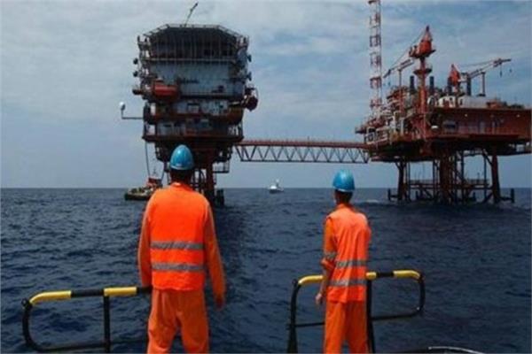 الشركات العالمية تتنافس بمزايدة للبحث والتنقيب عن البترول والغاز بمنطقة البحر الأحمر