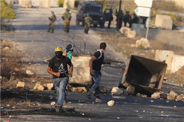 إصابة شاب فلسطيني برصاص الاحتلال 