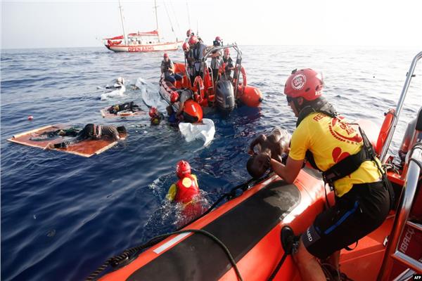 مقتل 7 في غرق قارب قبالة سواحل مدينة المحمدية بالمغرب