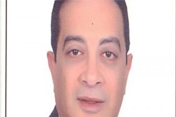  أحمد عبدالواحد رئيس شعبة الجمارك بالغرفة التجارية بالقاهرة 