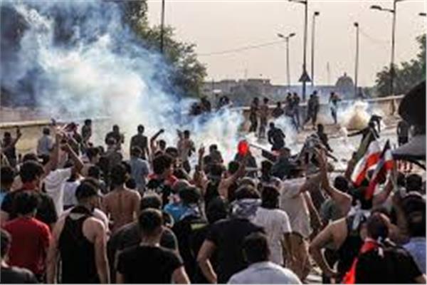 العراق: مقتل شخص وإصابة 200 آخرين خلال التظاهرات