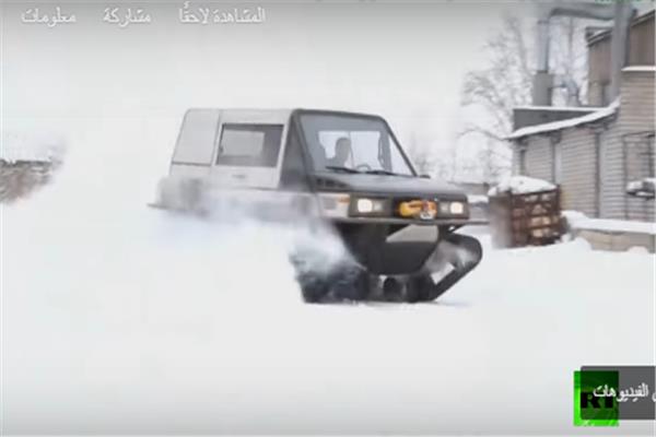سيارة روسية قادرة على السير فى المستنقعات والثلوج