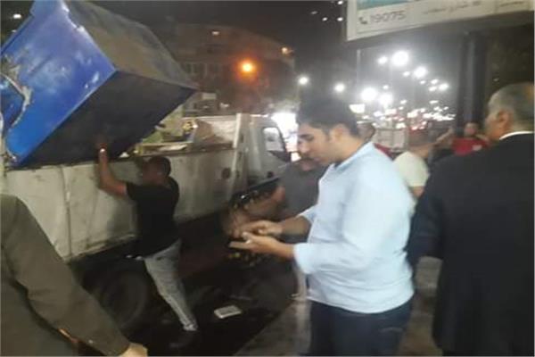 حمله مسائية مكبرة لرفع الاشغالات بشارع التحرير