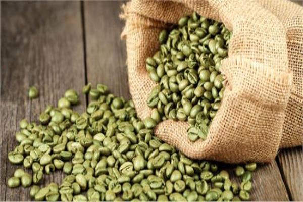 «ثلاثة في واحد».. فوائد القهوة الخضراء للشعر والبشرة والريجيم