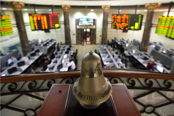 البورصة المصرية تواصل ارتفاع مؤشراتها بمنتصف تعاملات اليوم