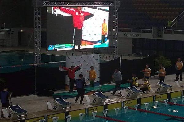 السباح محمد جوده يفوز بالميدالية الفضية